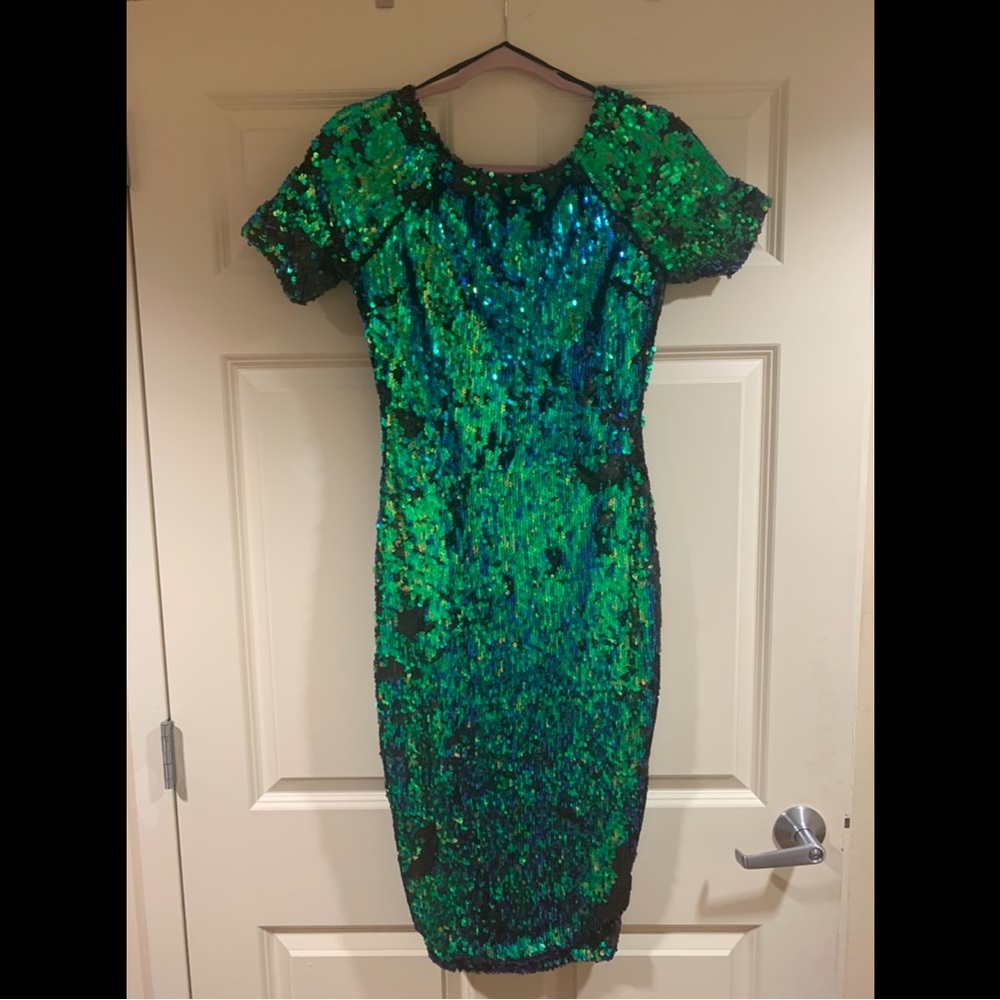 Beautiful Sequin dress
